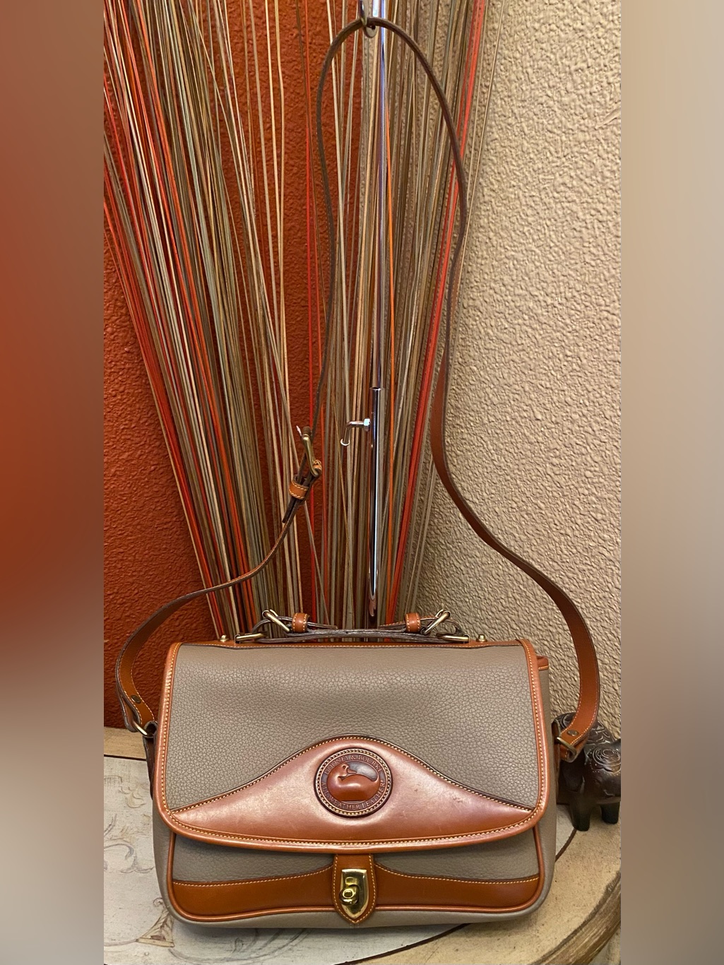 Dooney & Bourke - Vintage - Euc - All-Weather Leather (Awl) Large Carrier Bag